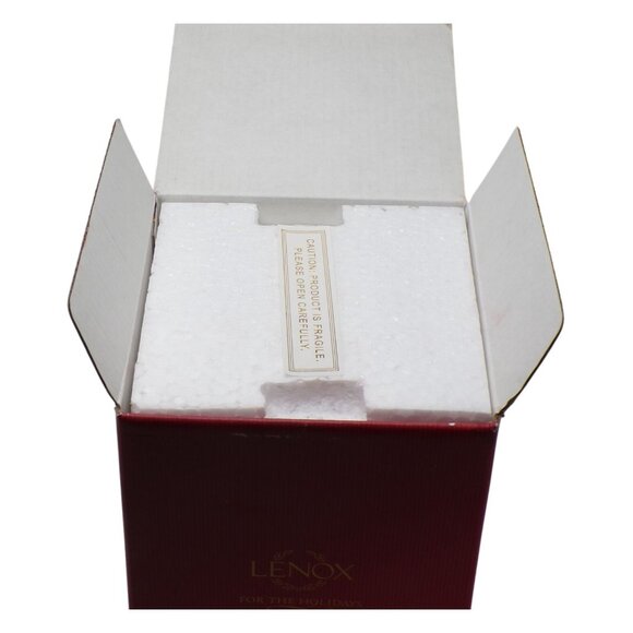 Lenox Dimension Collection Holiday Pierced Holly Berry Gold Trim Bud Vase 8.5" - Picture 3 of 10